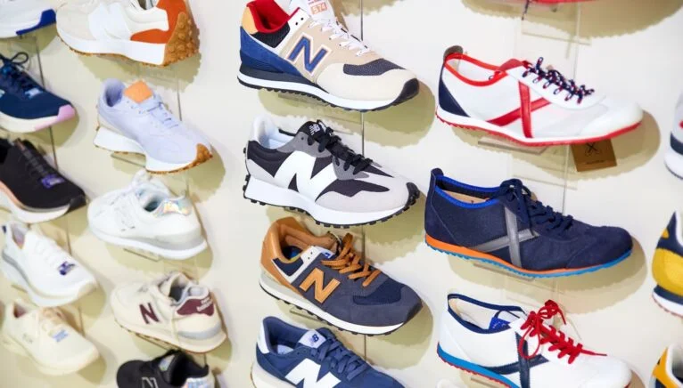 История успеха New Balance: как курицы вдохновили на создание обувной империи