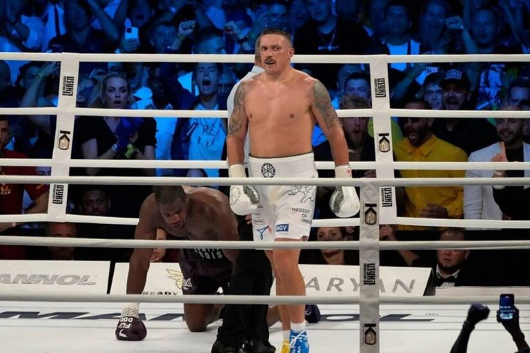 Александр Усик и Даниэль Дюбуа проведут бой за звание абсолютного чемпиона мира в супертяжелом весе 19 июля на стадионе "Уэмбли" в Лондоне.