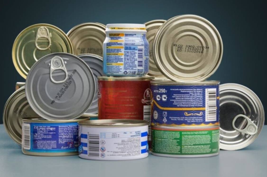 Какие продукты лучше не покупать консервированными: почему некоторые консервы опасны для здоровья