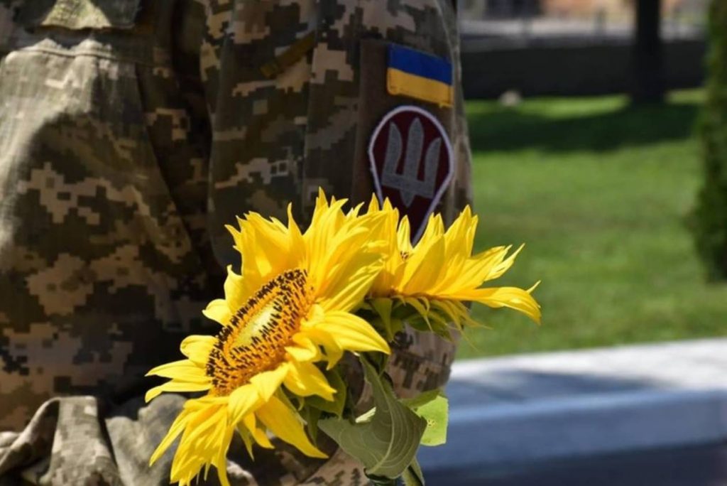 29 августа Украина чтит память погибших защитников. Зеленский, Буданов и Сирский отдали дань воинам, которые боролись за независимость.
