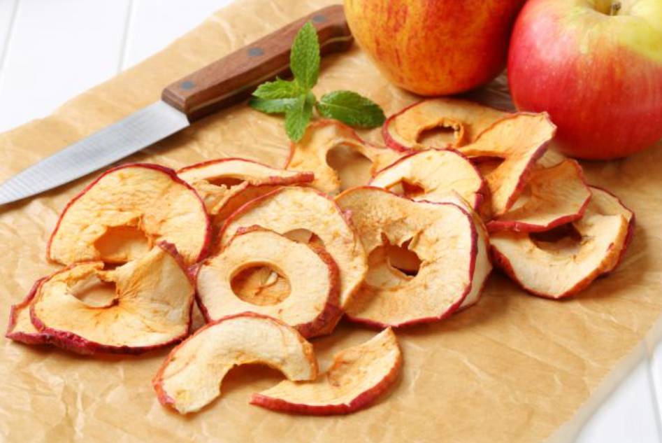 Как правильно сушить яблоки: советы по сохранению вкуса и пользы