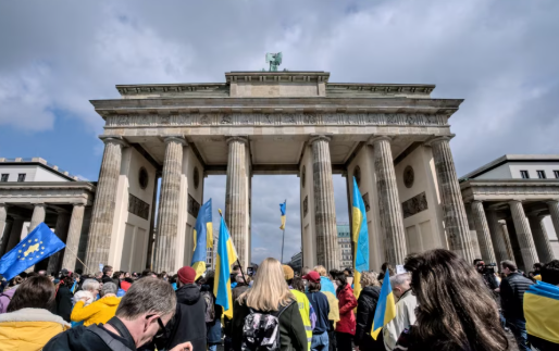 Что ждёт украинцев в Германии в 2026–2027: законы, пособия, границы и защита