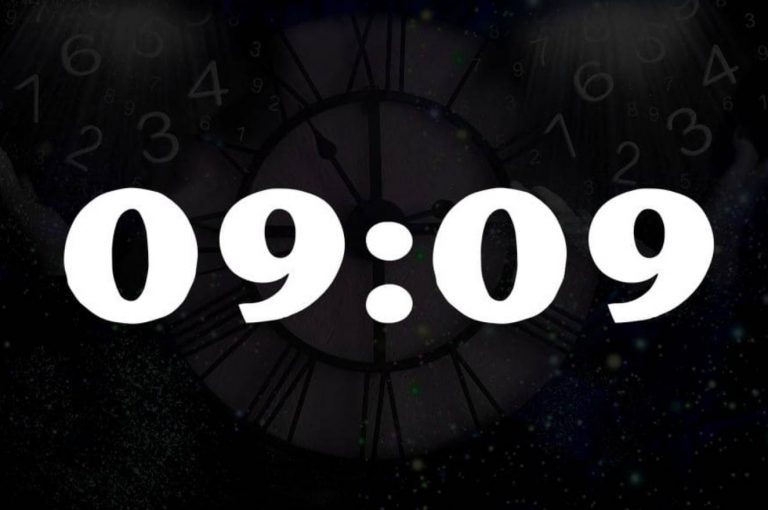 Узнайте, что значит время 09:09 на часах: нумерология, приметы и психологическое объяснение повторяющихся чисел.
