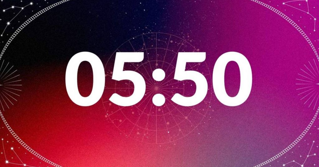 Что значит время 05:50 на часах? Узнайте толкование зеркальных чисел, ангельское послание и символику этого времени.