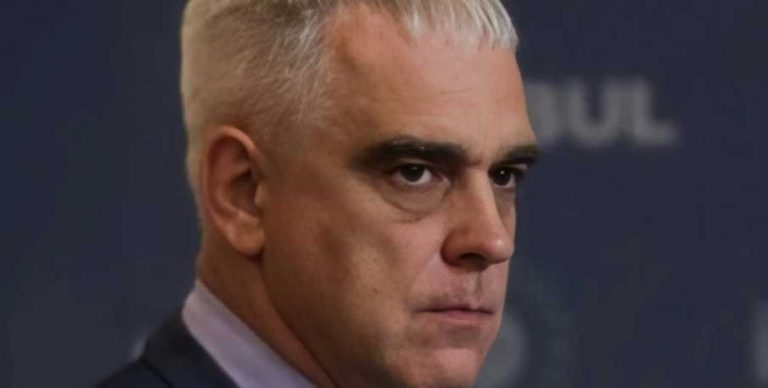 Зеленский назначил Александра Поклада первым заместителем главы СБУ и новых заместителей, включая руководителя Антитеррористического центра.