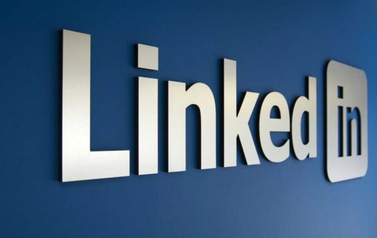 LinkedIn стал неожиданной платформой для слежки за бывшими партнёрами: пользователи применяют профили и Premium-функции для анонимных просмотров.
