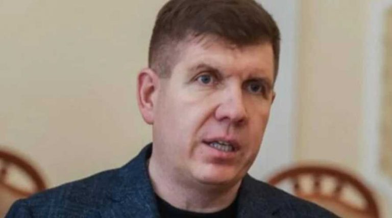 Апелляция ВАКС сократила срок нардепу Анатолию Гунько до 4 лет и взяла его под стражу в зале суда по делу о получении взятки.